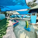 Diamond Beach 80