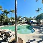 Diamond Beach 80