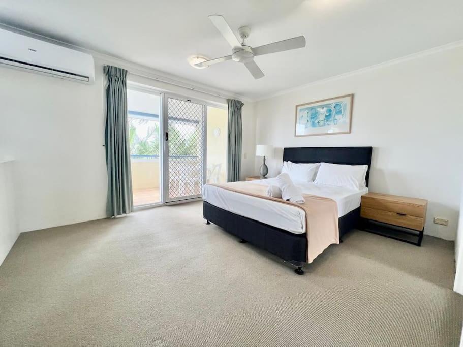 Diamond 80 * Gold Coast